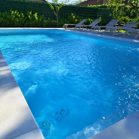 公寓 Brigita- Private Pool *