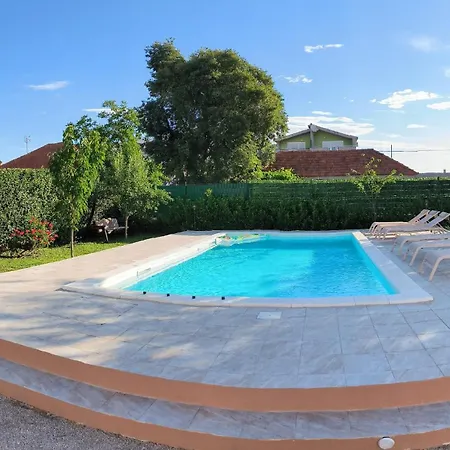 Brigita- Private Pool 公寓 比奥格勒·纳·莫鲁